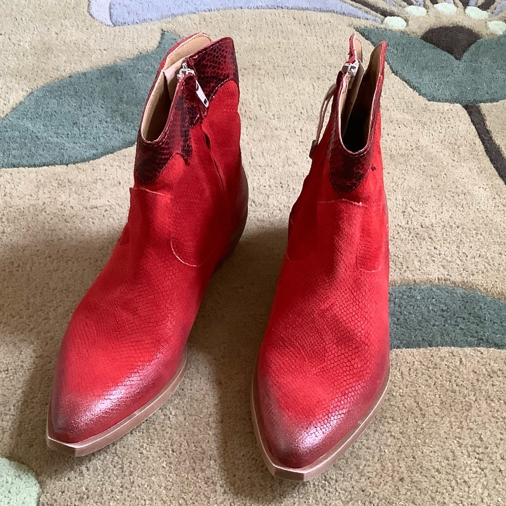 A pair of Brawn’s Boots